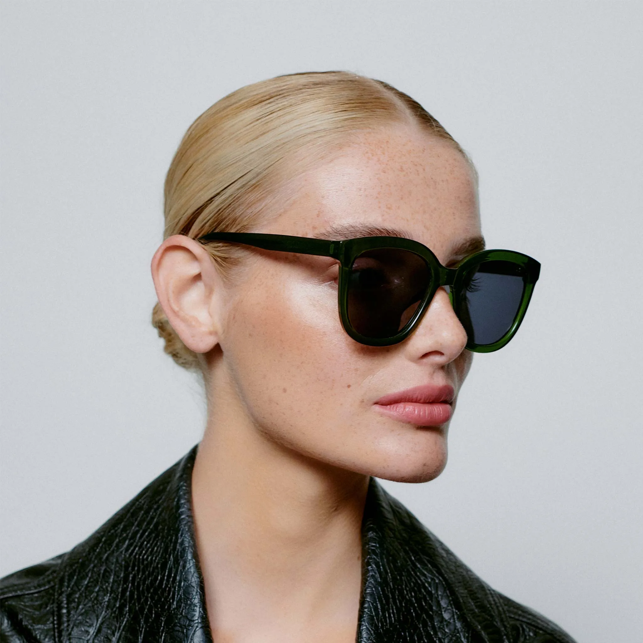 A.Kjaerbede Billy Dark Green Transparent Sunglasses