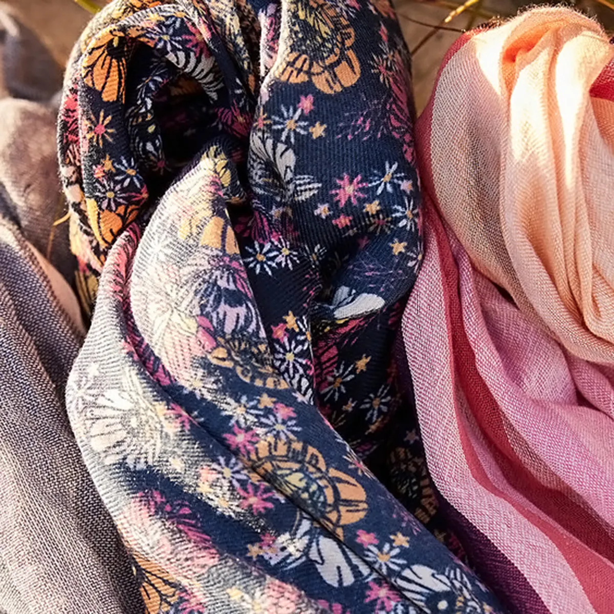 Barbour Retro Floral Wrap