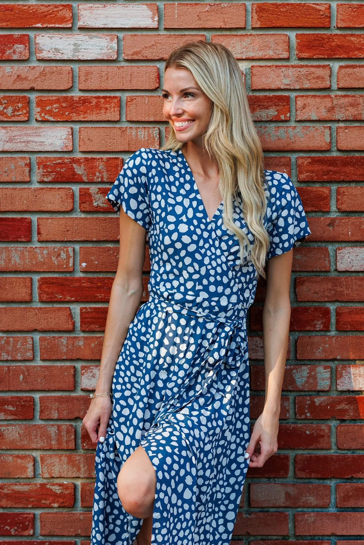 Castaway Wrap Dress in Pebble