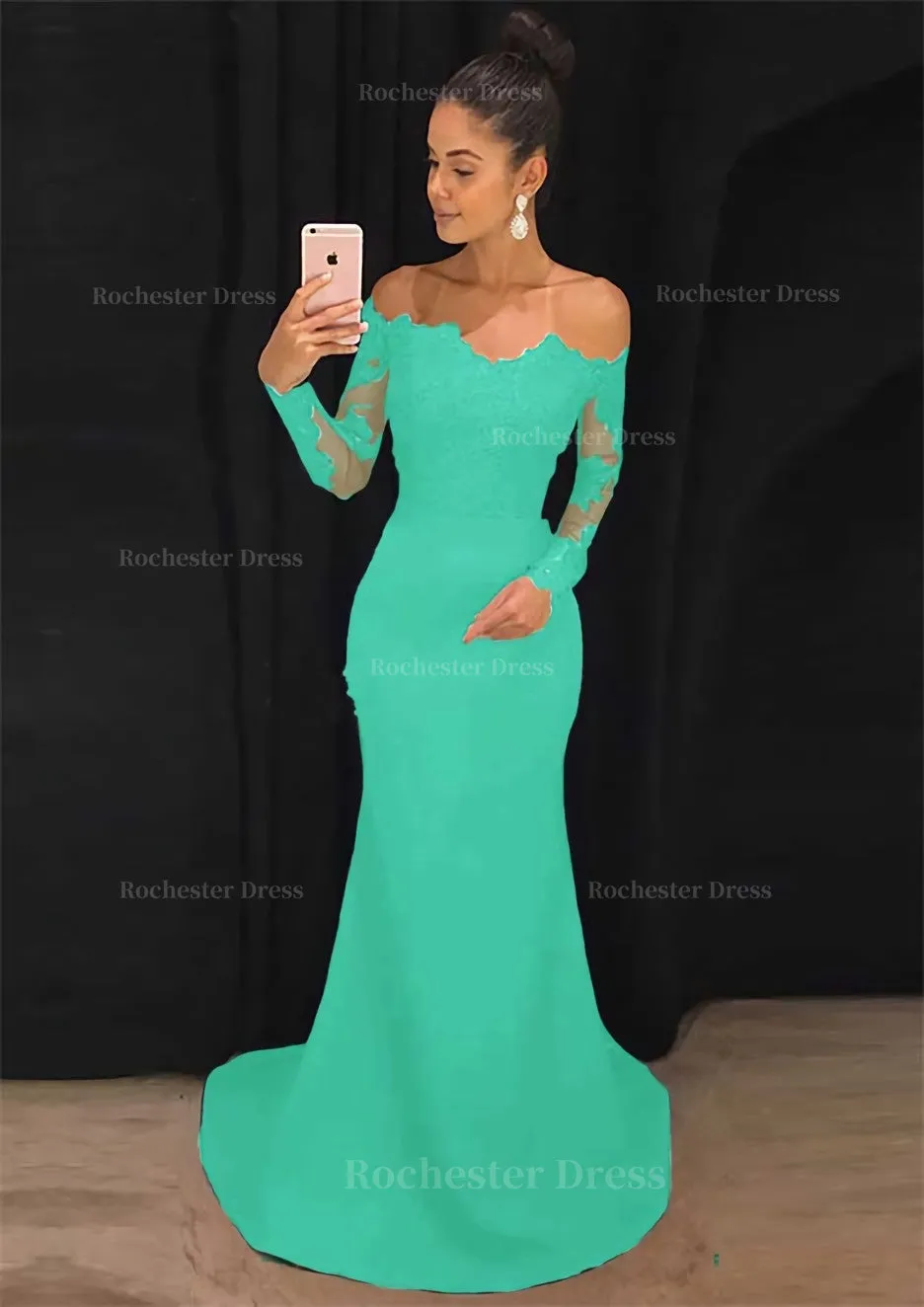 Elastic Satin Prom Dress Sheath/Column Off-The-Shoulder Court Train With Lace