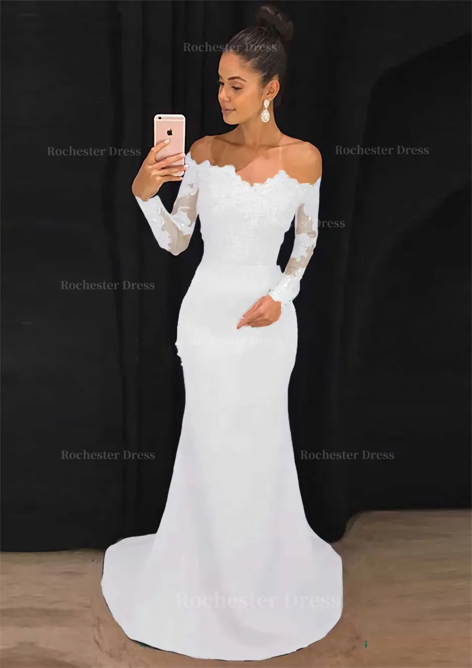 Elastic Satin Prom Dress Sheath/Column Off-The-Shoulder Court Train With Lace