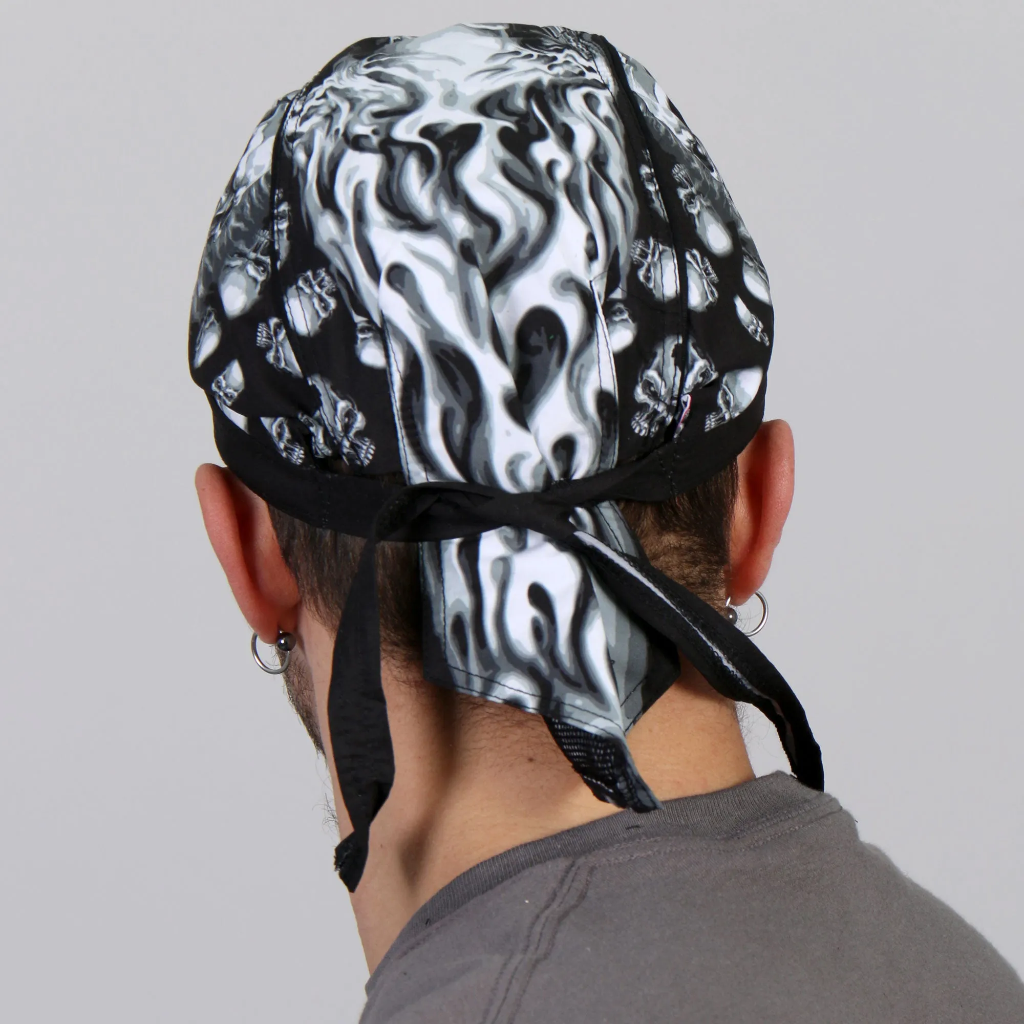 Hot Leathers Assassin Skull and Pistols Lightweight Head Wrap HWH1014