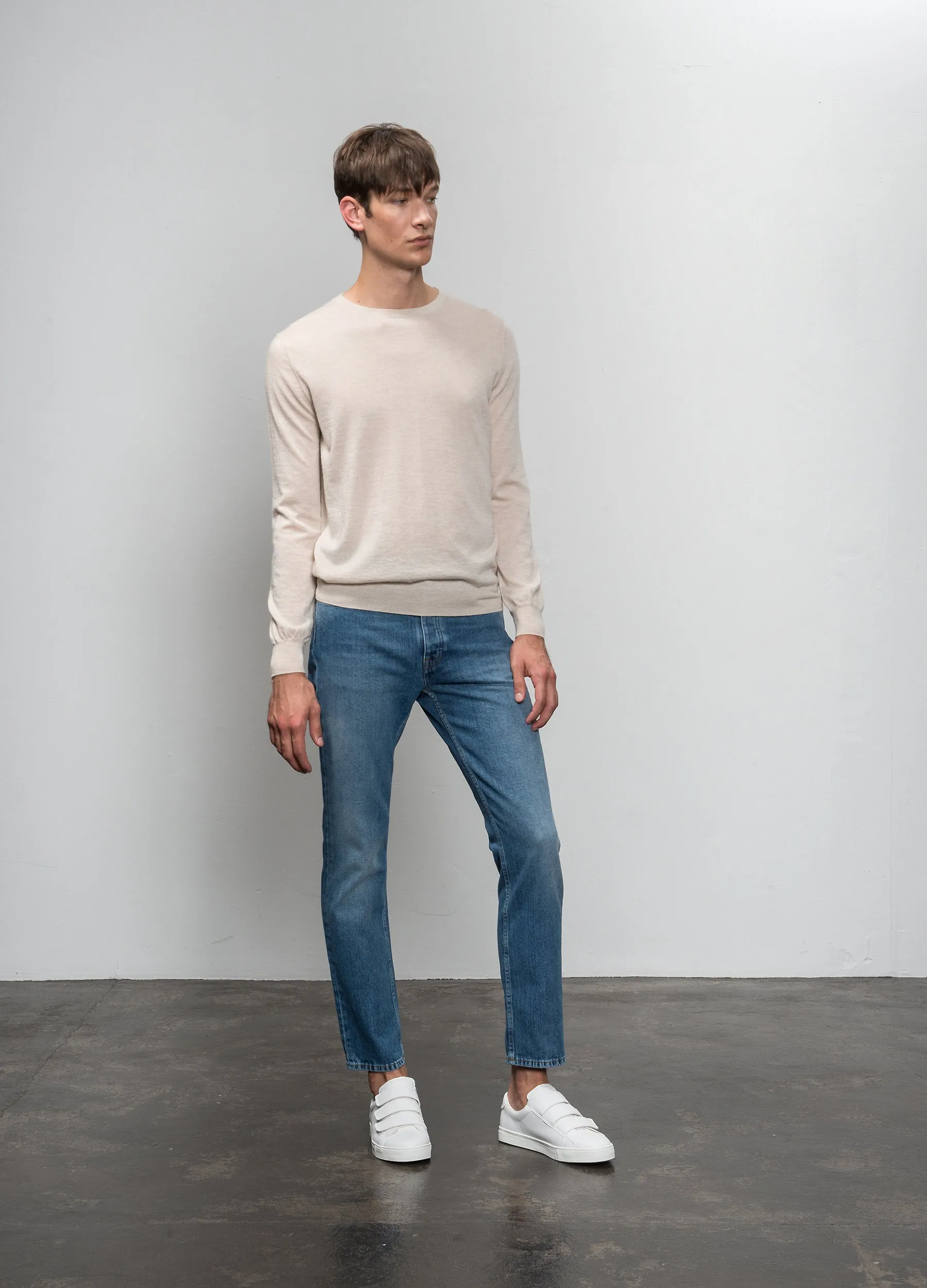 Men Lightweight Crew Neck_Porridge