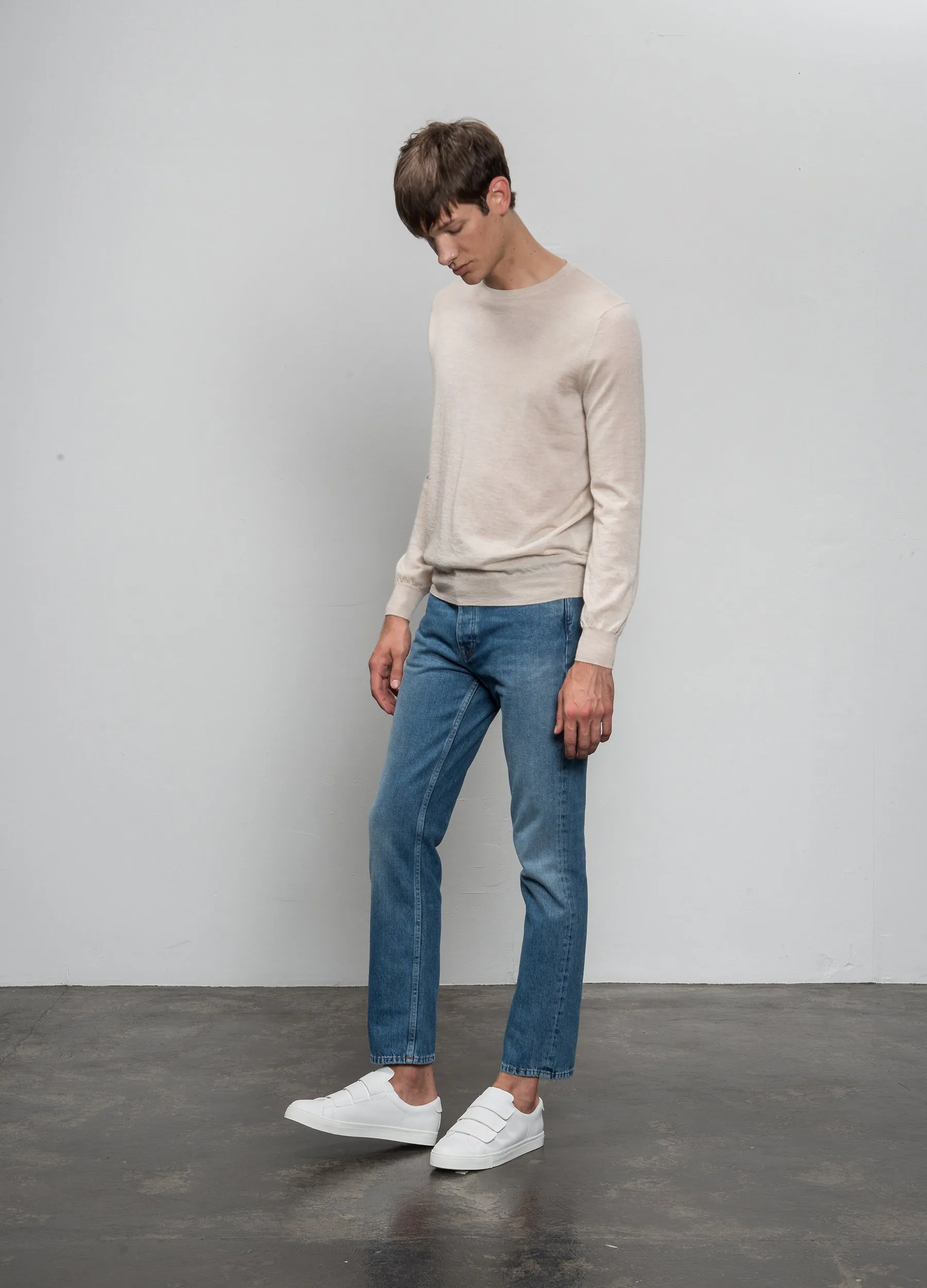 Men Lightweight Crew Neck_Porridge