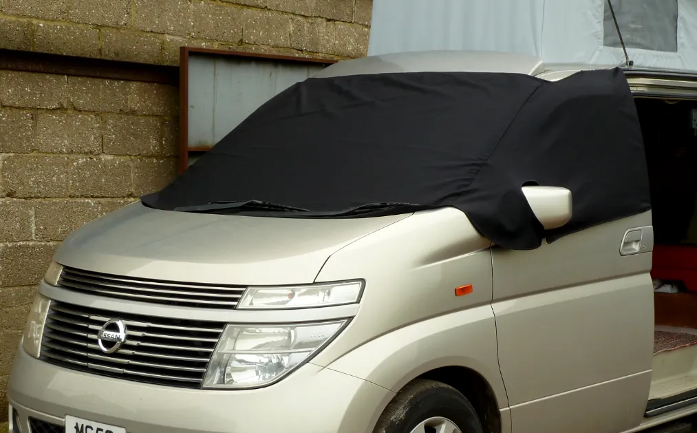 Nissan Elgrand E51 Screen Cover Eyes - Arthur