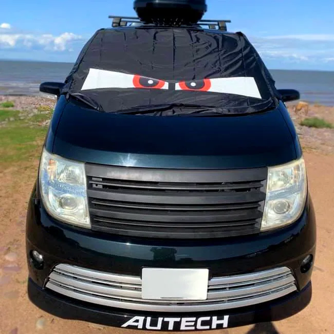 Nissan Elgrand E51 Screen Cover Eyes - Arthur