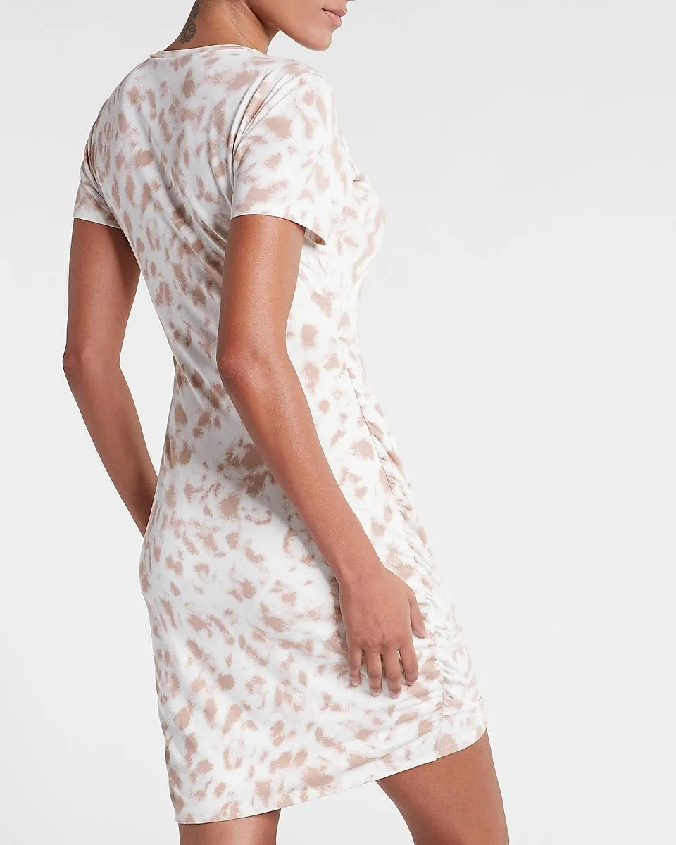 Printed Silky Sueded Jersey Ruched T-Shirt Dress in Neutral Print