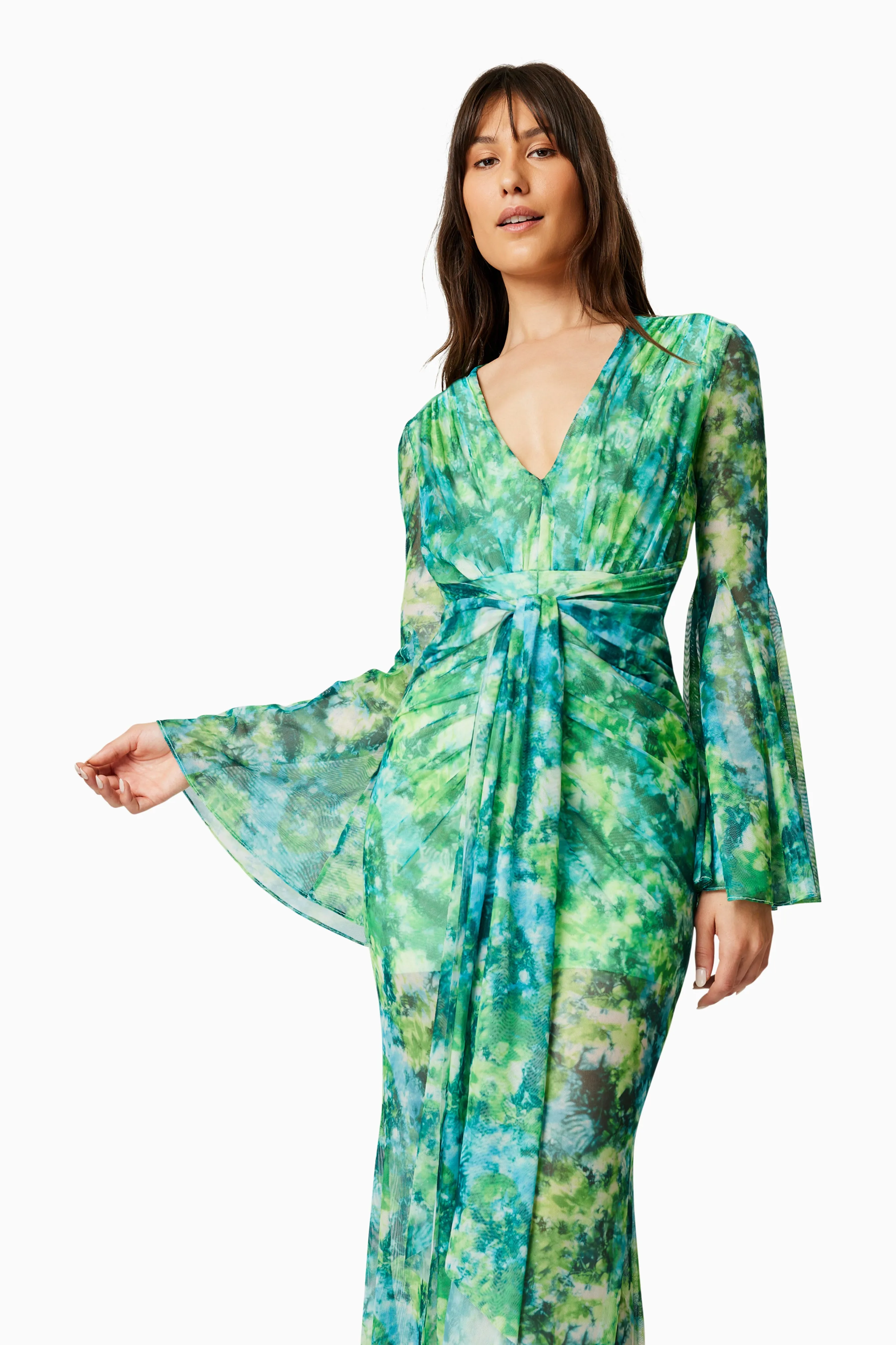 Serene - Elliatt Jonquil Long Sleeve Maxi Dress in Green