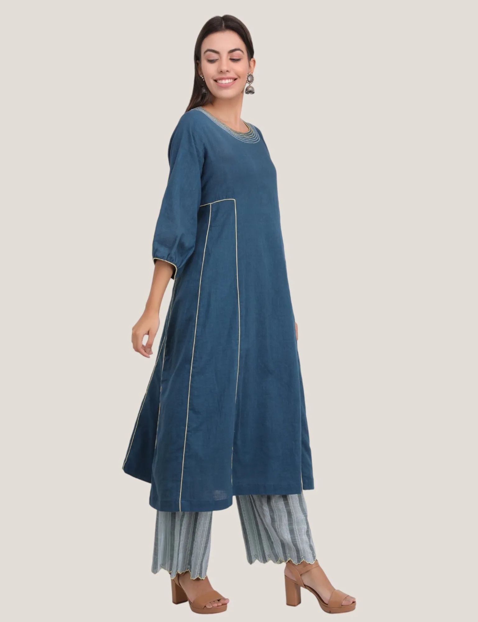 Side Panelled Kurta Set- Blue